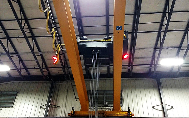 Crane Load Warning Lights